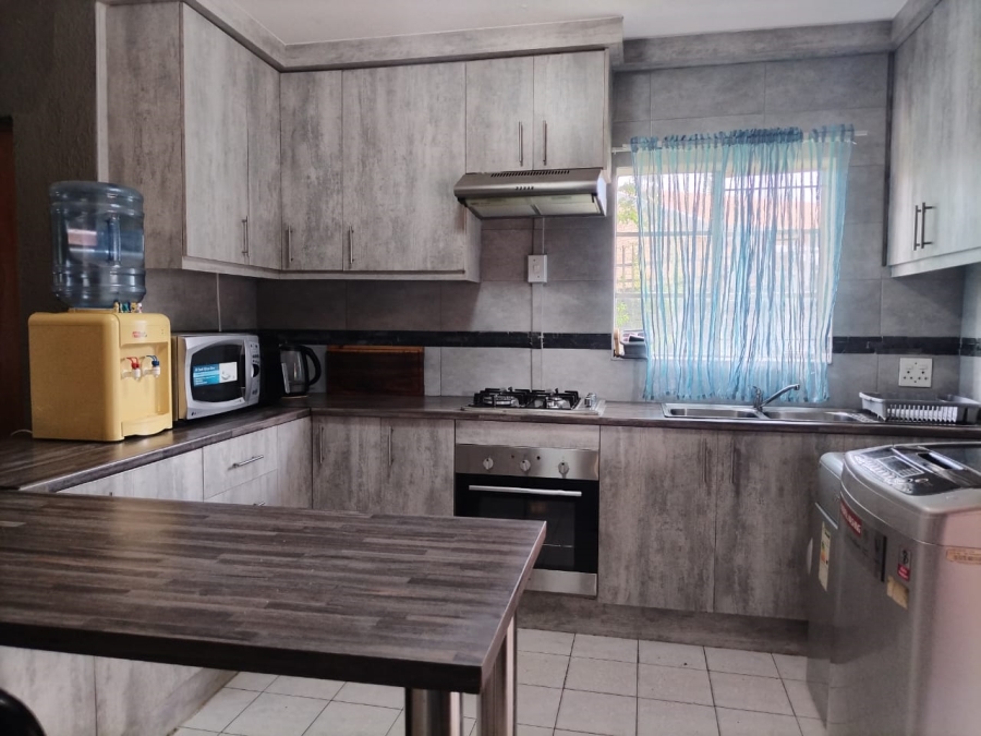 3 Bedroom Property for Sale in Safari Gardens North West